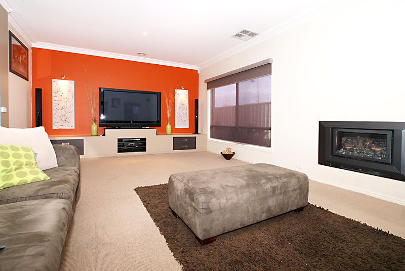 A TOUCH OF PARADISE Picture 3