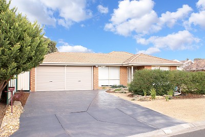 MOVE STRAIGHT IN AND ENJOY... Picture