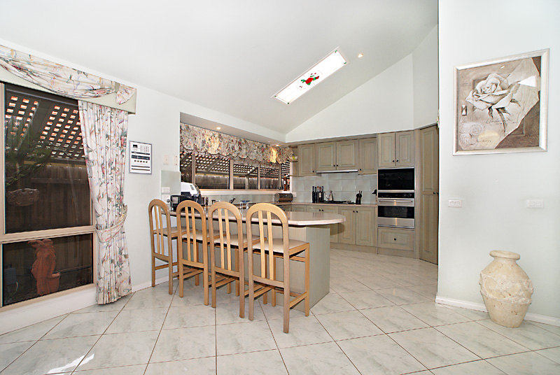 QUALITY, SPACE, ENTERTAINING - HOME. Picture 3