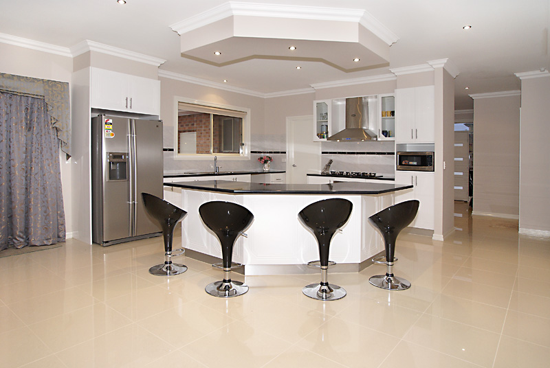 YOUR GRAND FAMILY HOME Picture 3