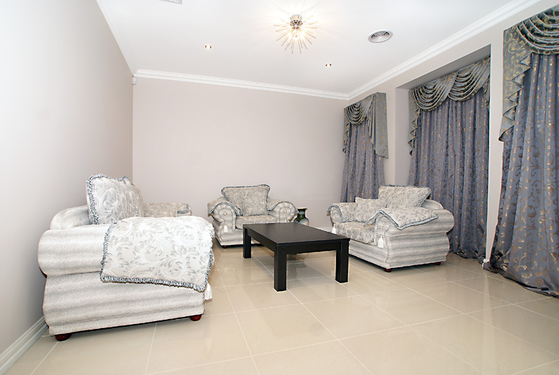 YOUR GRAND FAMILY HOME Picture 2