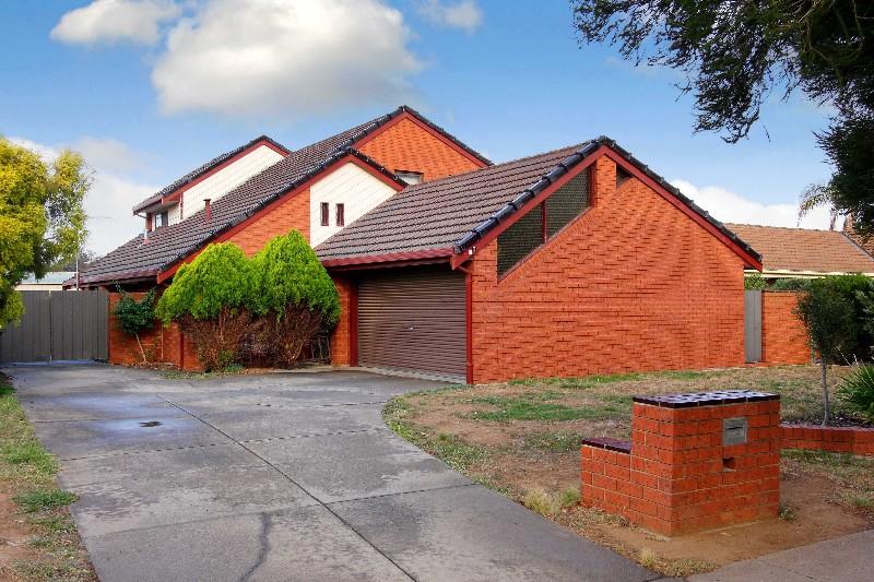 GREAT FAMILY HOME Picture 1