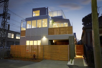 QUALITY AND STYLE ALL ON TWO LEVELS Picture QUALITY AND STYLE ALL ON TWO LEVELS Picture