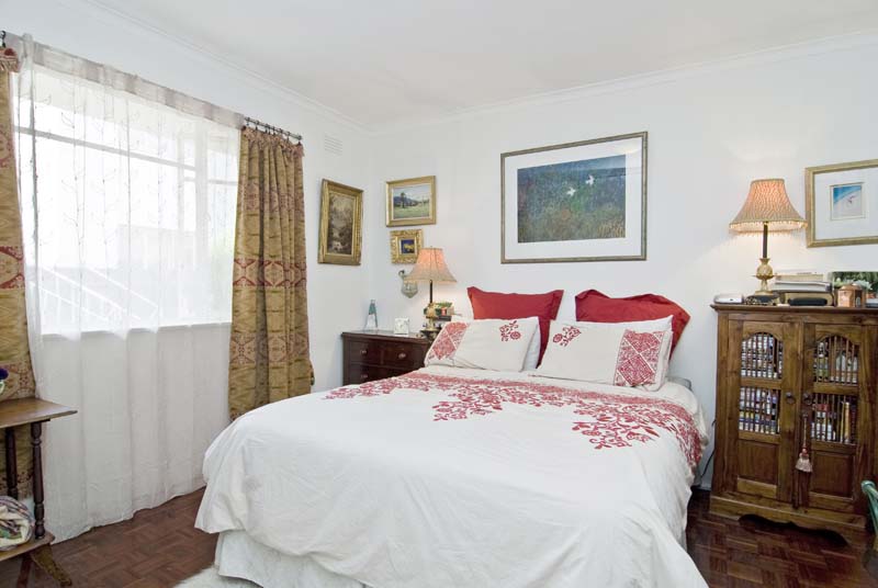 Perfect First home or Worry Free Investment Picture 3