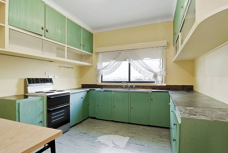 IMMEDIATELY COMFORTABLE ACCOMODATION Picture 3