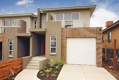 DISTINCTIVE ELEVATED TOWN RESIDENCE Picture DISTINCTIVE ELEVATED TOWN RESIDENCE Picture