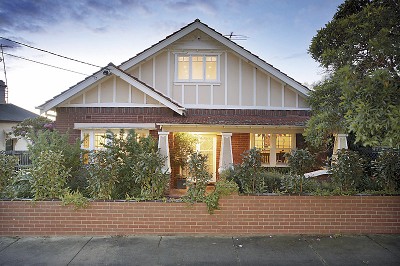 EVOCATIVE, INVITING FAMILY FLEXIBILITY Picture EVOCATIVE, INVITING FAMILY FLEXIBILITY Picture