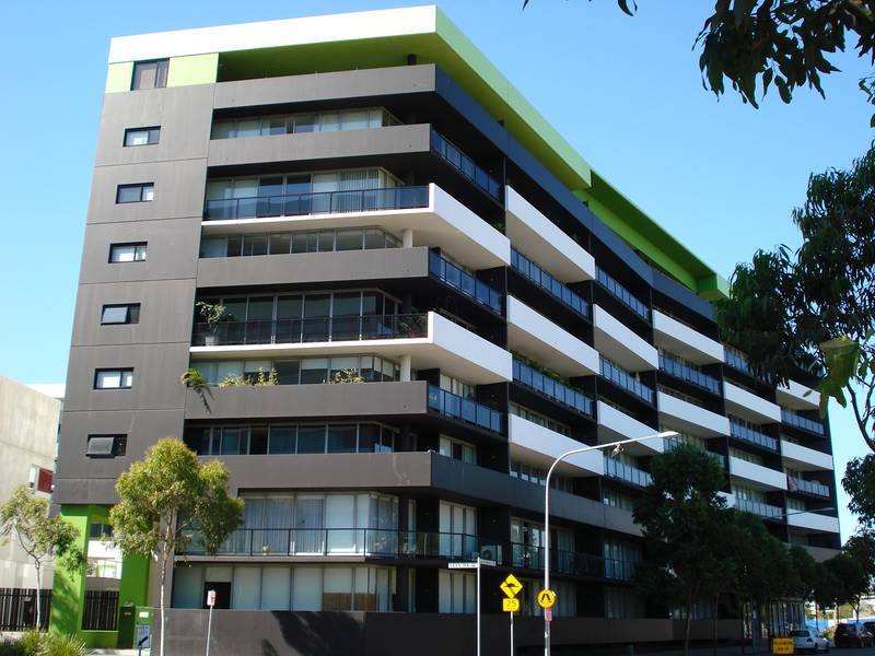 Spacious 2 bedroom apartment in Victoria Park! Picture 1