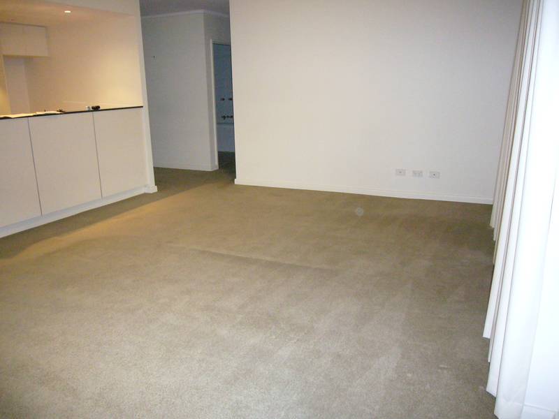 DEPOSIT TAKEN - Modern 2 br + study alcove apartment! Picture