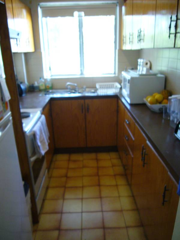 Stunning 2 bedroom with parking in convenient spot. Picture Stunning 2 bedroom with parking in convenient spot. Picture