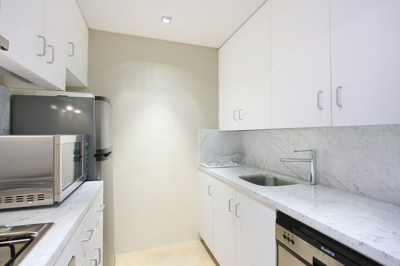 Stunningly transformed 1 bedroom apartment - Ideal city pad! Picture 2