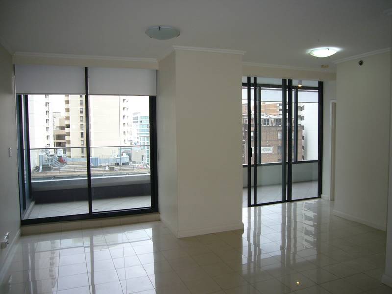 Massive One Bedroom with Winter Garden at World Tower!! Picture 2