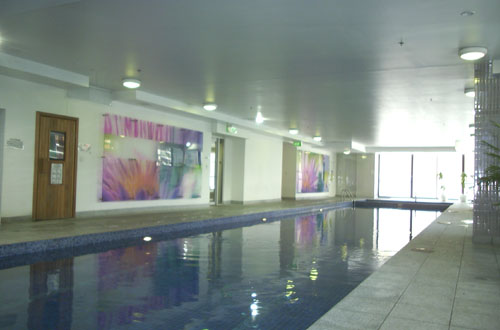 Large One Bedroom + Study at World Tower! Picture 3