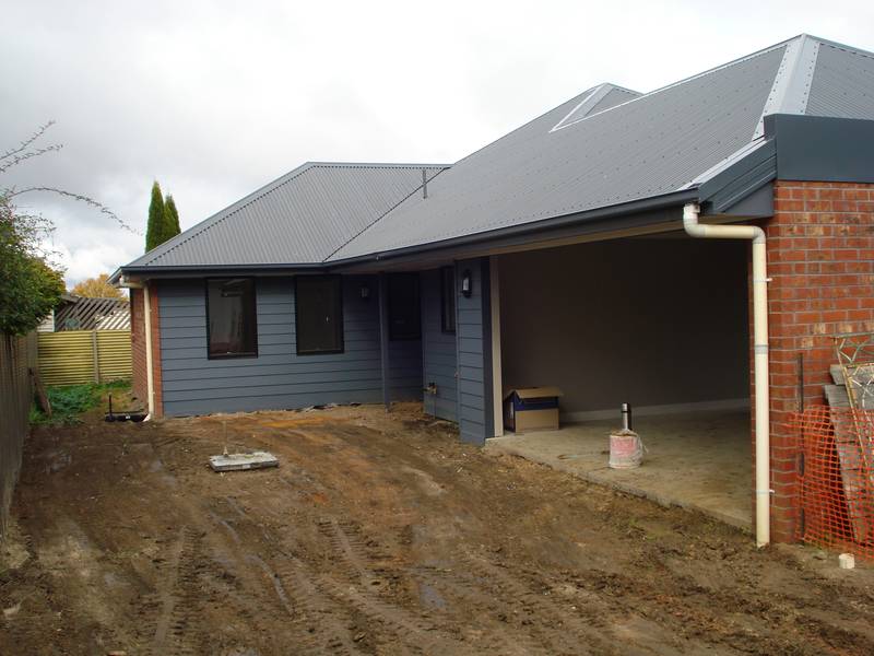 Brand new townhouse in conveniant Ballarat North - Ready to move in - with upto $36,500 worth of grants available - grea Picture 1