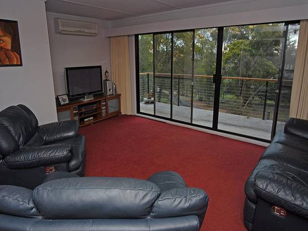 Grand Home - Huge Living Areas - Pool - Acres Picture