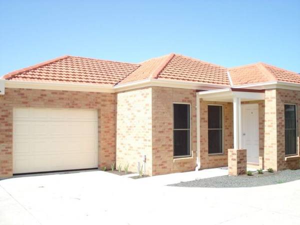 Less than 12 Months old - Returning $240pw - 3 Bedroom + 2 Bathroom Townhouses Picture 1