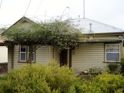 Quiet Location - Walking Distance to CBD Picture
