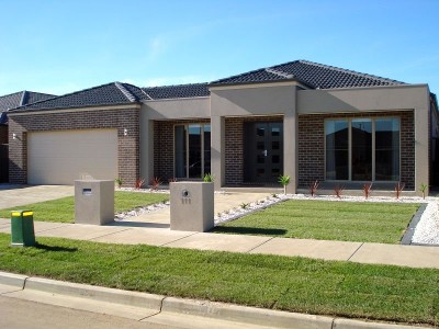 Simply Stunning - 32 Squares of Luxury Living Picture