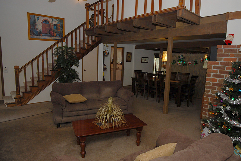 Lifestyle Oasis with Great Family Home Picture