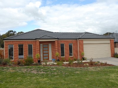 Modern Family Home Picture Modern Family Home Picture