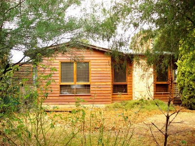 BEST VALUED FAMILY HOME IN GREAT LOCATION Picture