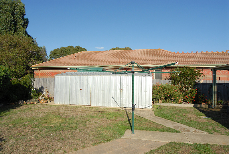 One for the Outdoor Enthusiast - Large Shedding and Great Outdoor Entertainment Area Picture