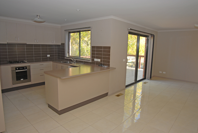 Modern Home In a Quiet Established Area - Why Build, As New. Picture 3