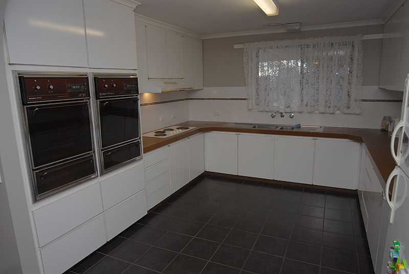 Family Paradise on 1/2 an Acre Picture 3