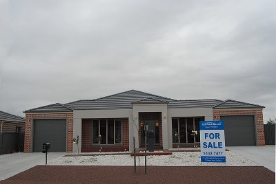 Family Lifestyle with Lots of Room to Move Picture