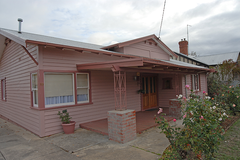 Fabulous Newington Renovation- Possible Subdivison Site (STCA) Picture 2