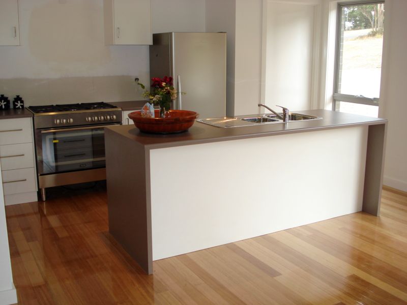 Three Bedroom Modern Home in Buninyong Picture 2