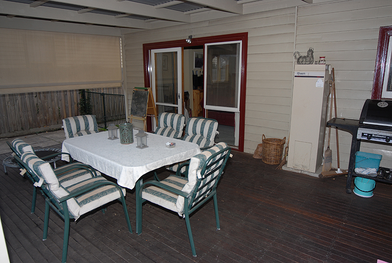 Charming Victorian in Prime Central Location Picture 3