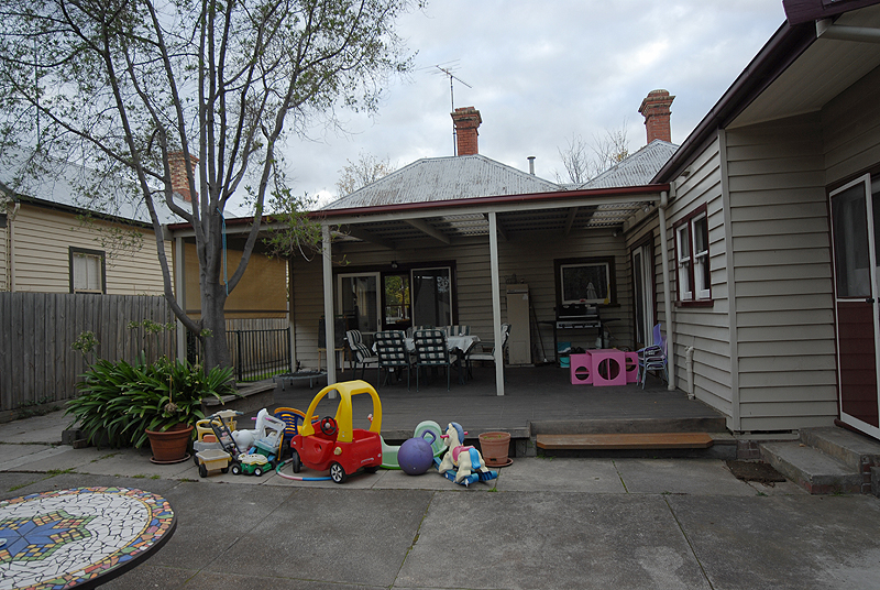 Charming Victorian in Prime Central Location Picture 2