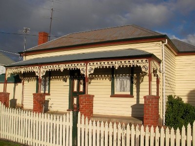 Three Bedroom Home - Centrally Located Picture