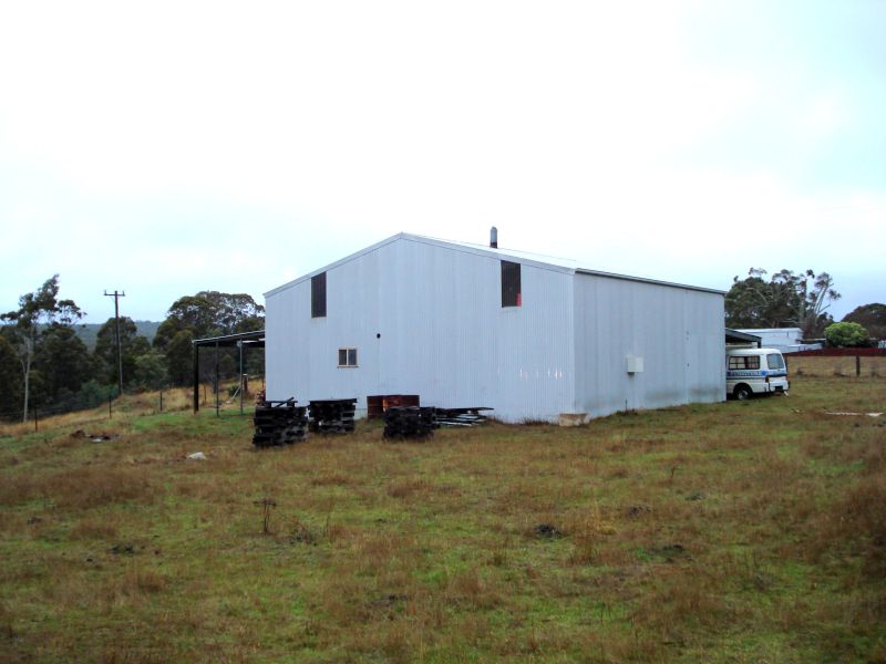 Ideal Weekender - Converted Shed Picture 1