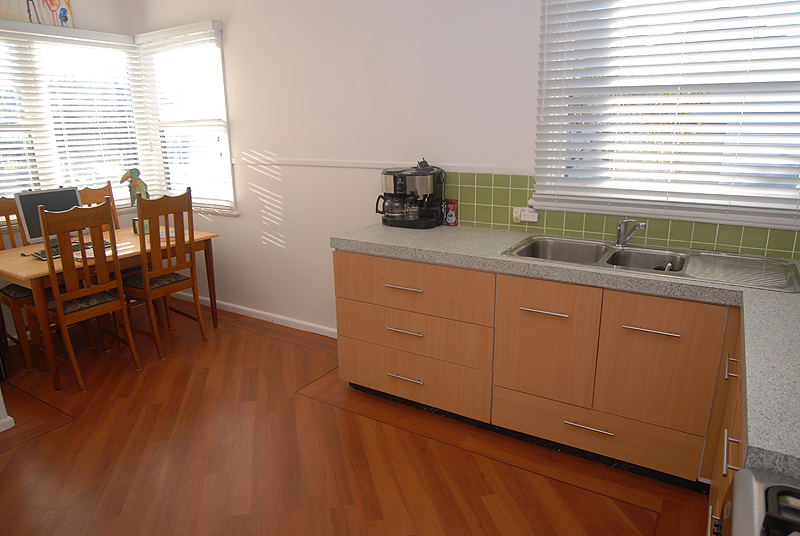 Complete Modern Renovation in Prestigious Soldiers Hill Picture 2