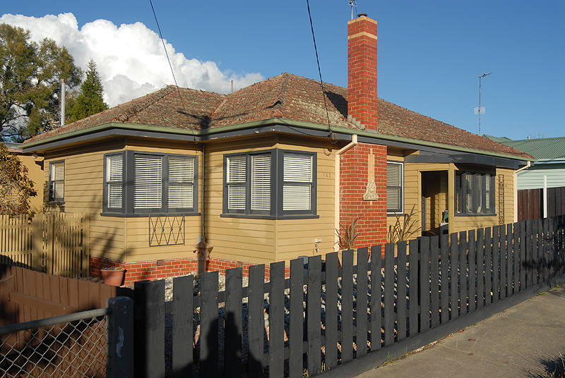 Complete Modern Renovation in Prestigious Soldiers Hill Picture 1