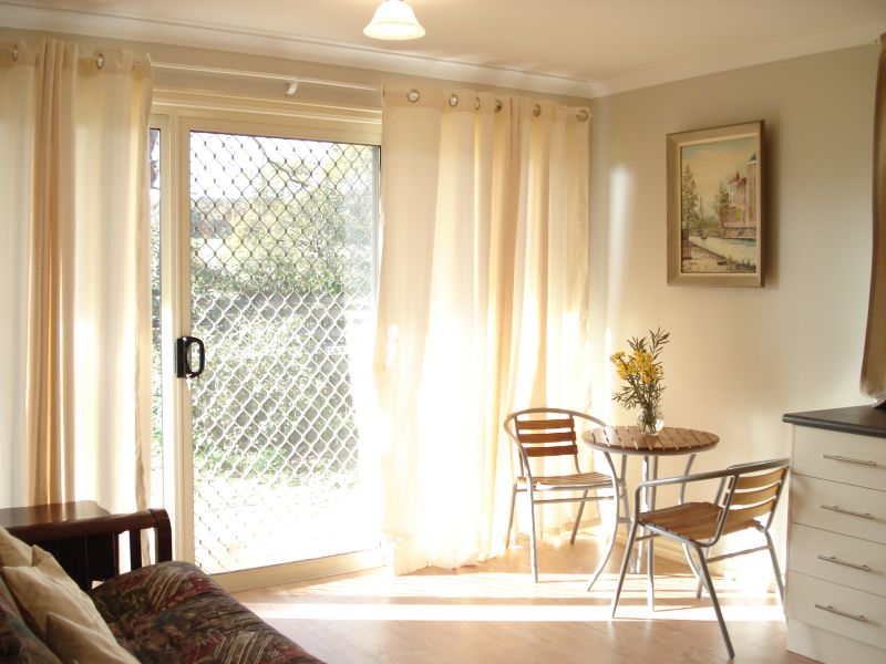 Fully Furnished Unit in Magpie Picture 3