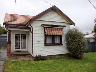 Great First Home Opportunity In Soldiers Hill - Walking Distance to Train Station Picture