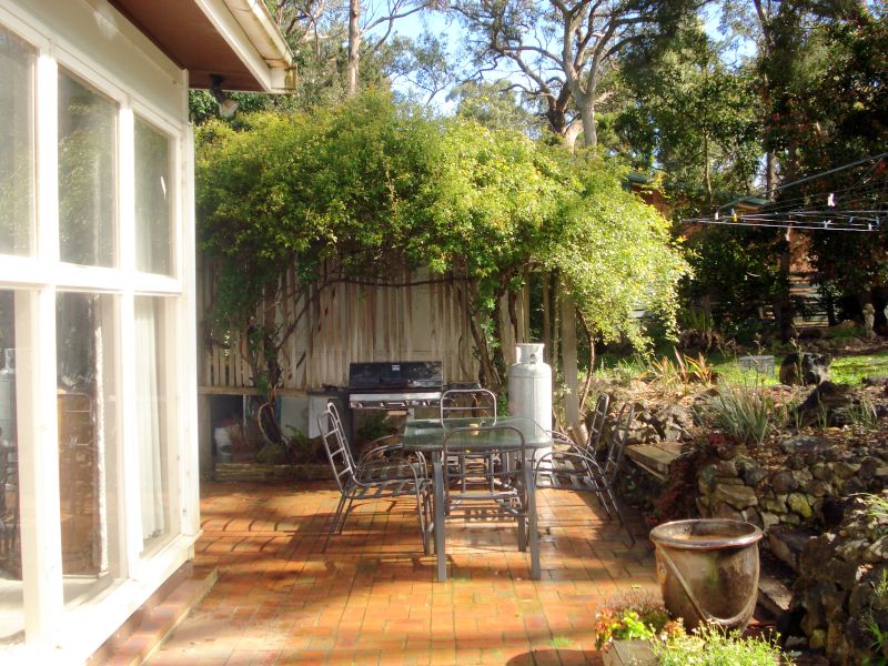 3/4 Bedroom House / 2800m2 (Approx) on Two Titles in Mount Helen Picture 3