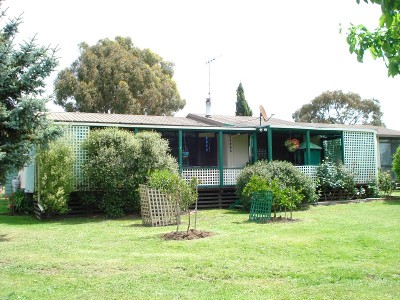 Comfortable, Quiet Lifestyle Property Picture