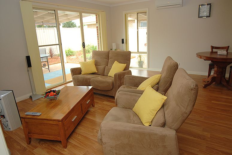 Spaciously Designed Towhouse on Own Title Picture 2