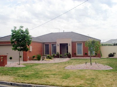 Family Home with Five Bedrooms Picture