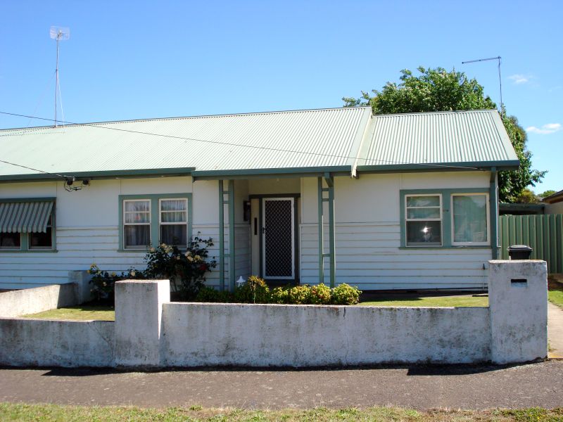 Outstanding Value in Popular Ballarat North Picture 1