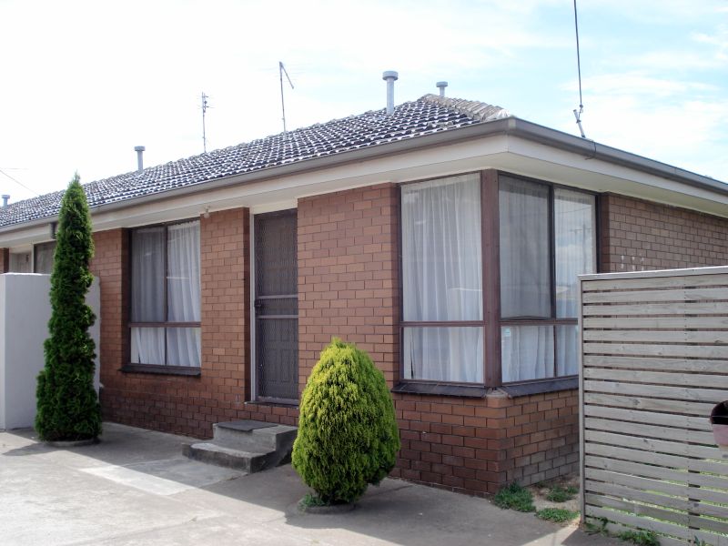 Compact & Neat & Clean Picture 1