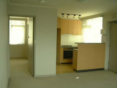 CLEAN AND SECURE Picture