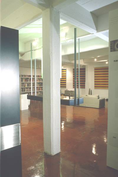 New York Style Open Plan Warehouse Apartment Picture