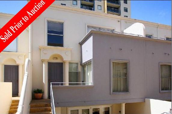 A Rare Find: Sought-After Location on the Edge of the CBD Picture 1