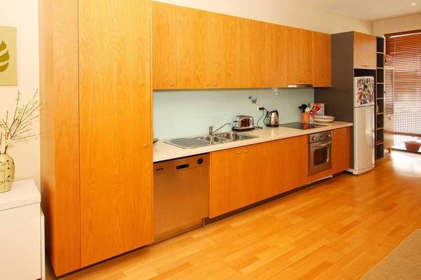 Contemporary Living in the Heart of Richmond! Picture