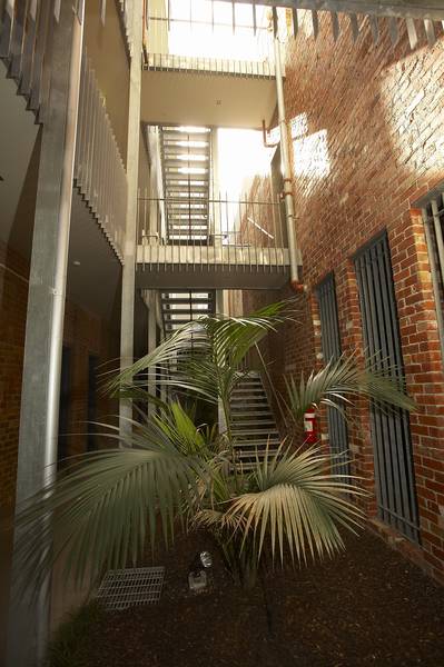 Only moments from the MCG! Two Storey Living in the Heart of Richmond Picture